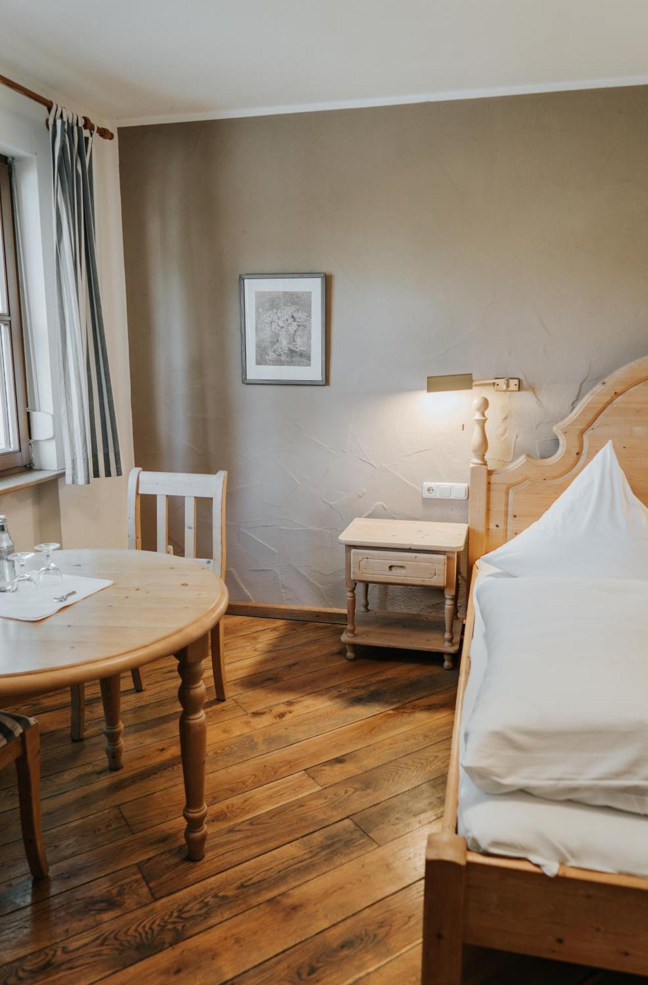 Gasthof Alex Weissenbrunn Bagian luar foto